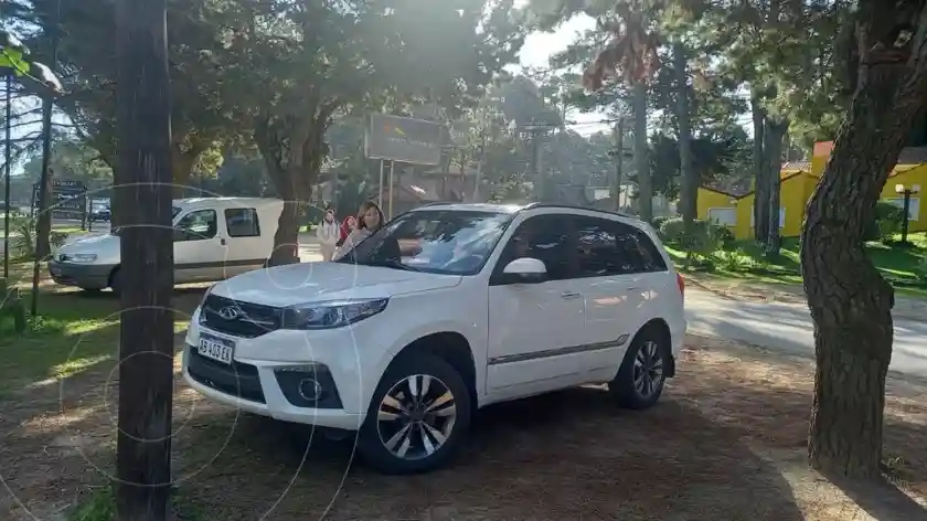 Chery Tiggo 3 1.6 4X2 Luxury Cvt  2017 - foto 2
