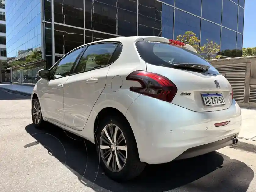 Peugeot 208 Allure 1.6  2017 - foto 4