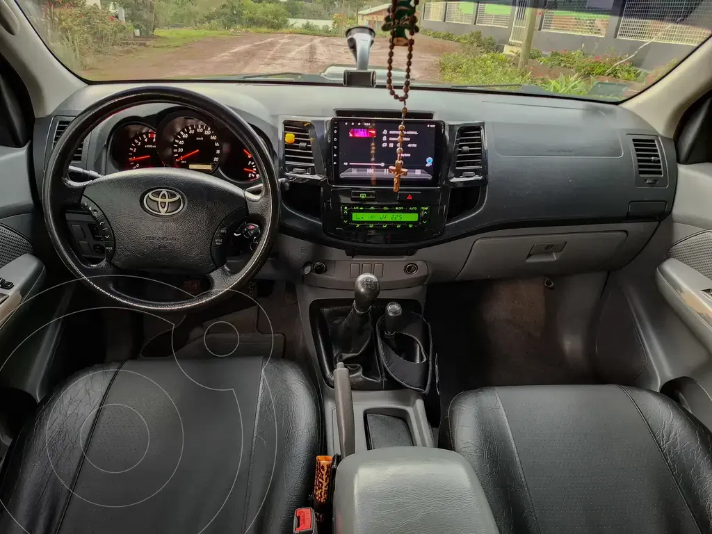 Toyota Hilux 3.0 4X4 Srv Tdi Dc (2982 Cc) 2011 - foto 3
