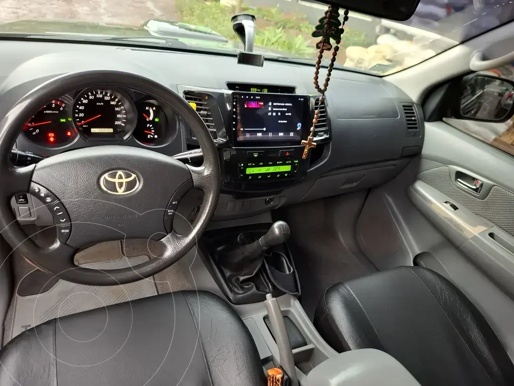 Toyota Hilux 3.0 4X4 Srv Tdi Dc (2982 Cc) 2011 - foto 4