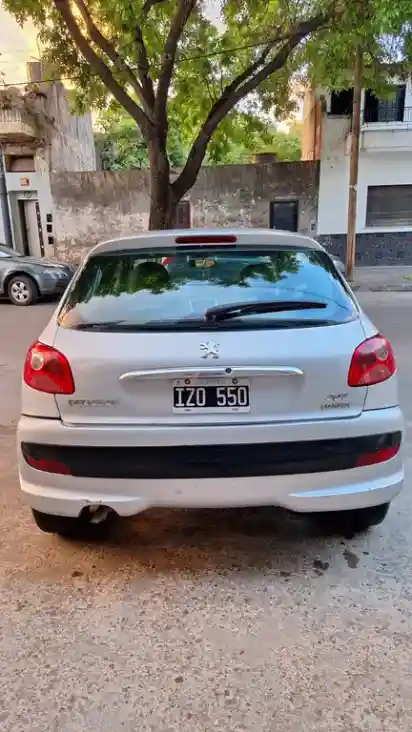Peugeot 207 Compact 1.4 Xr 5P  2010 - foto 3