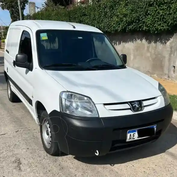 Peugeot Partner Furgón Confort 1.6  2020 - foto 1