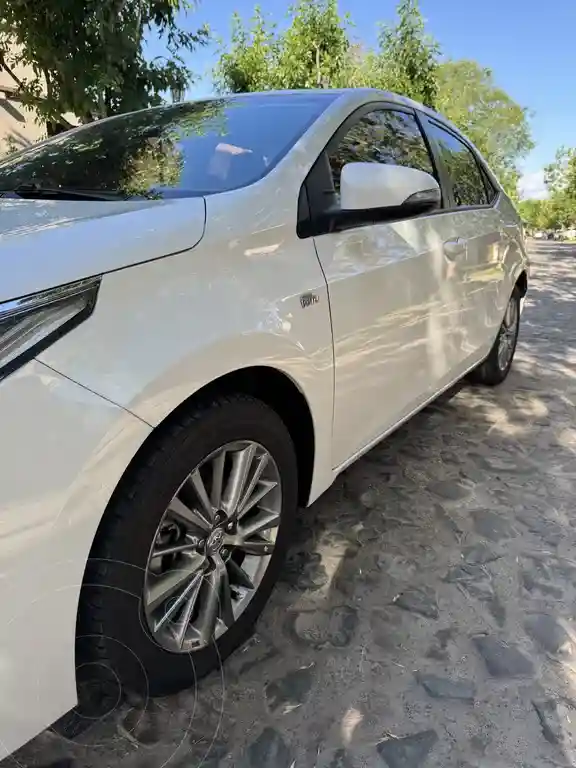 Toyota Corolla 1.8 Xei Cvt  2017 - foto 2