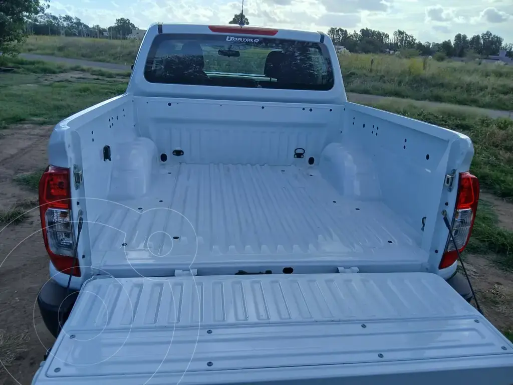 Nissan Frontier S 4X2 Aut (2298 Cc) 2023 - foto 4