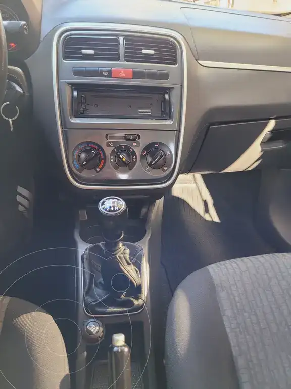 Fiat Punto 5P 1.4 Attractive  2013 - foto 4