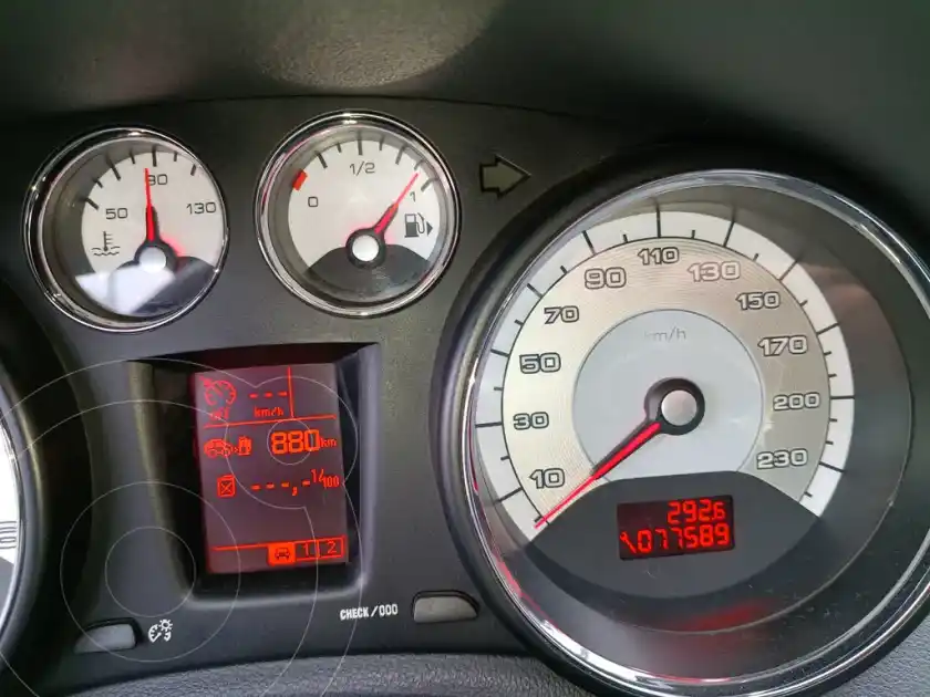 Peugeot 408 Allure Pack 1.6 Hdi  2019 - foto 5
