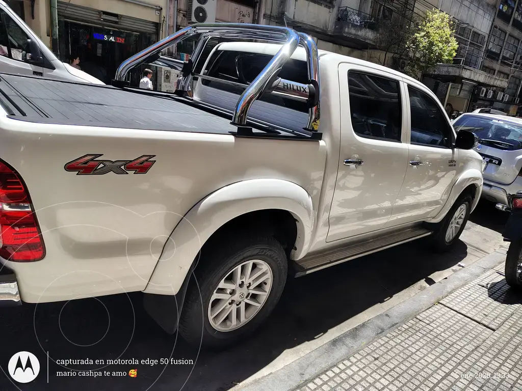 Toyota Hilux 3.0 4X4 Srv Tdi Dc Cuero (2982 Cc) 2014 - foto 3