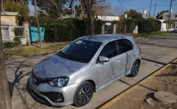 Toyota Etios 2018 - foto 1