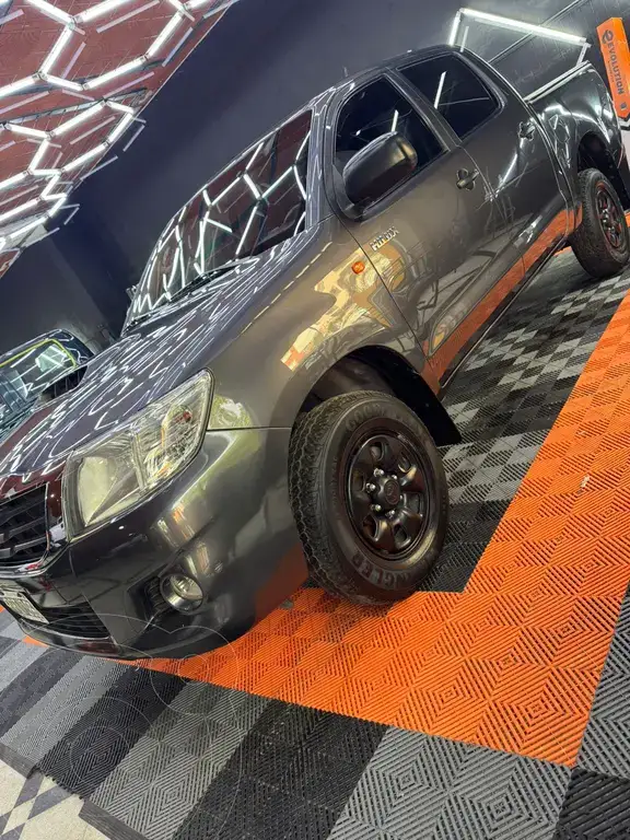 Toyota Hilux 2.5 4X2 Dx Pack Dc (2494 Cc) 2015 - foto 1