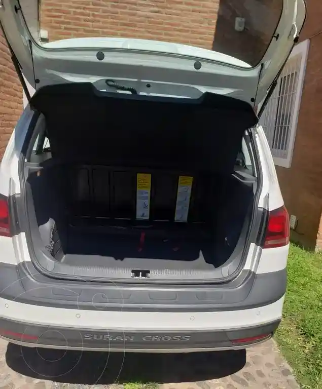 Volkswagen Suran 1.6 Highline  2014 - foto 3