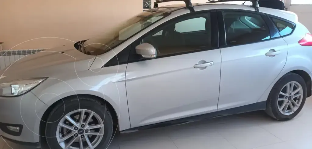 Ford Focus 5P 1.6L S  2017 - foto 1