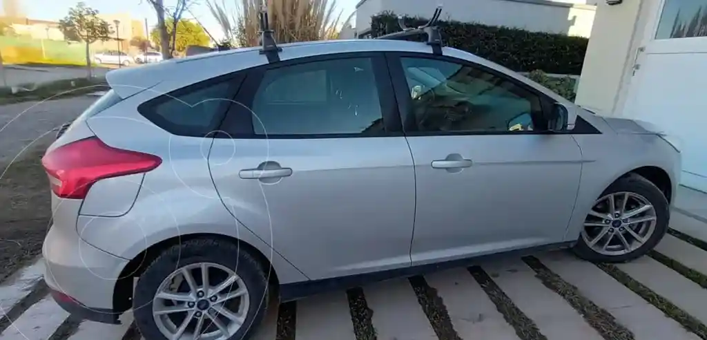 Ford Focus 5P 1.6L S  2017 - foto 2