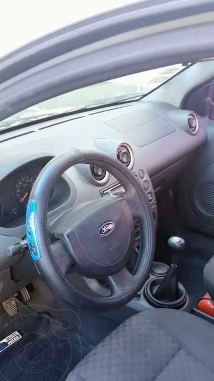 Ford Fiesta 5P Ambiente (1598 Cc) 2005 - foto 2