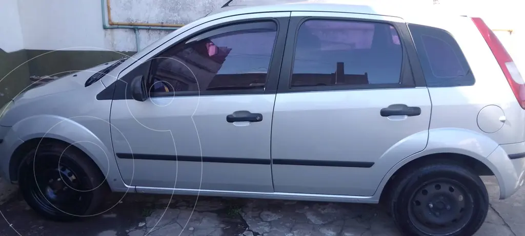 Ford Fiesta 5P Ambiente (1598 Cc) 2005 - foto 4