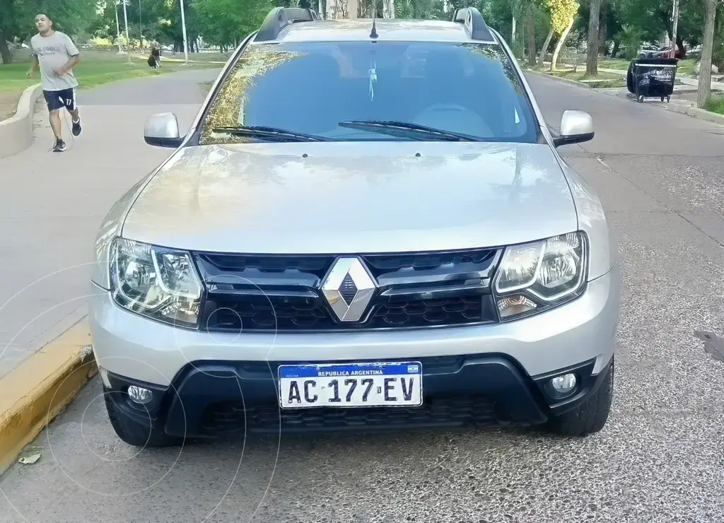 Renault Duster Oroch Dynamique (1598 Cc) 2018 - foto 2