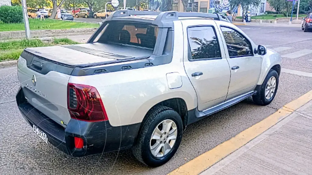 Renault Duster Oroch Dynamique (1598 Cc) 2018 - foto 3