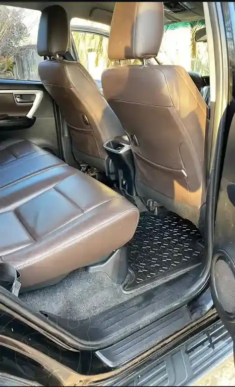 Toyota Sw4 Srx 2.8 Tdi 7A Aut  2018 - foto 5