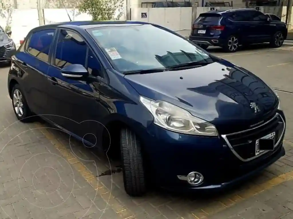 Peugeot 208 Allure 1.6  2014 - foto 1