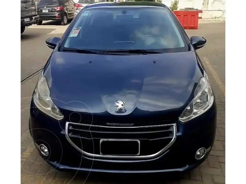 Peugeot 208 Allure 1.6  2014 - foto 2