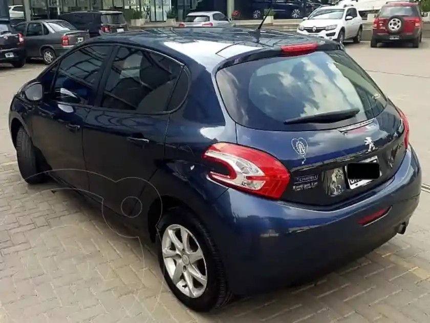 Peugeot 208 Allure 1.6  2014 - foto 4
