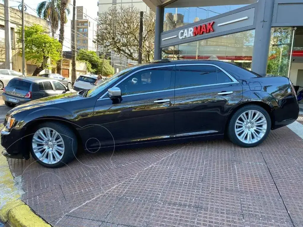 Chrysler 300 C 3.5L V6 (3518 Cc) 2013 - foto 2