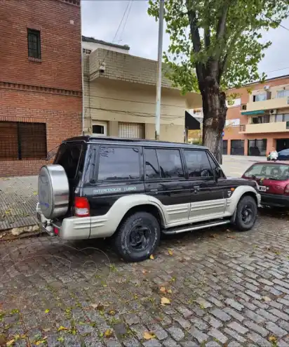 Hyundai Galloper 2.5 Exd Larga  2000 - foto 4