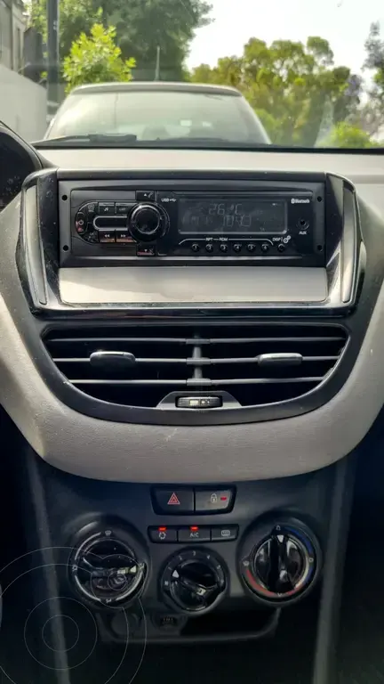 Peugeot 208 Active 1.6  2019 - foto 5