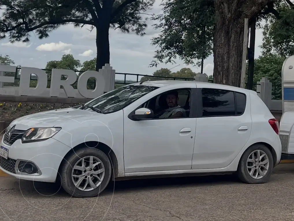 Renault Sandero 1.6 Privilège (1598 Cc) 2018 - foto 2