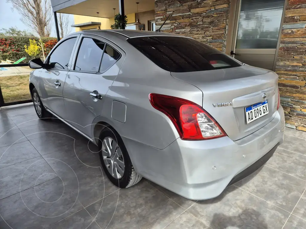 Nissan Versa Sense Aut (1598 Cc) 2018 - foto 4