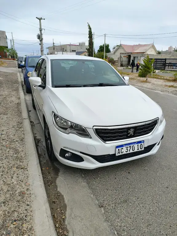 Peugeot 301 2018 - foto 1