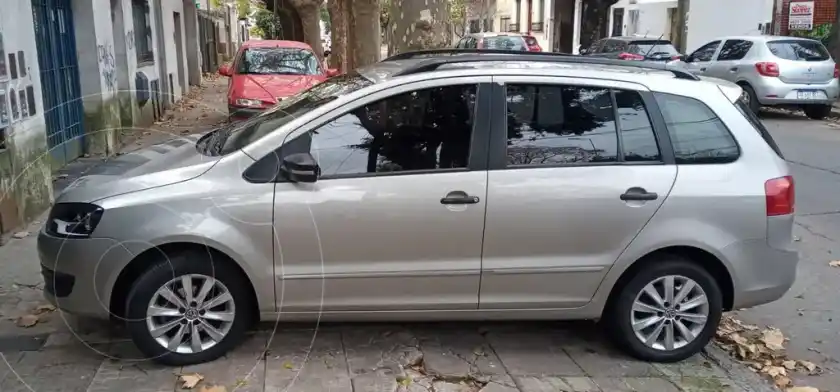 Volkswagen Suran 1.6 Trendline  2012 - foto 2