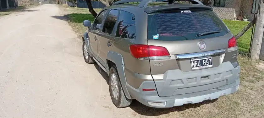 Fiat Palio Weekend 1.6 Adventure Locker  2014 - foto 5
