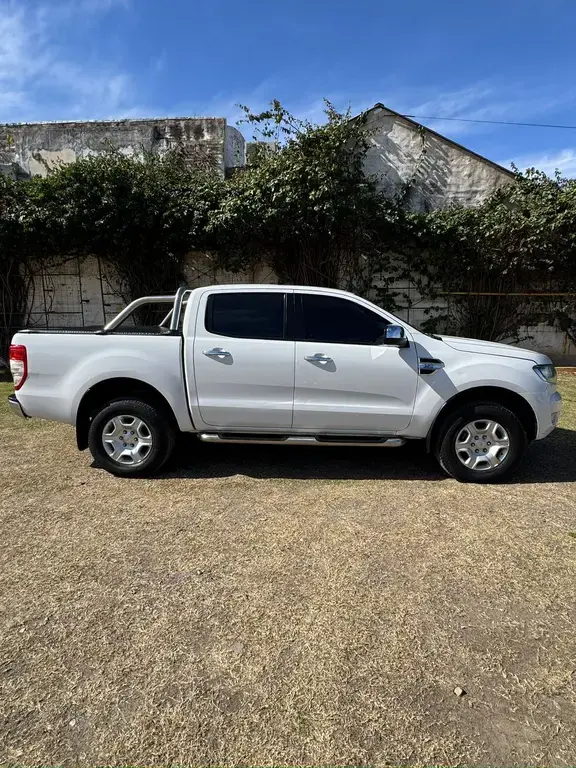 Ford Ranger Xlt 3.2L 4X2 Tdi Cd Aut (3198 Cc) 2016 - foto 4