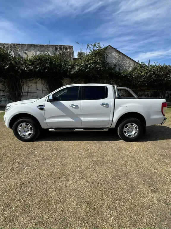 Ford Ranger Xlt 3.2L 4X2 Tdi Cd Aut (3198 Cc) 2016 - foto 5