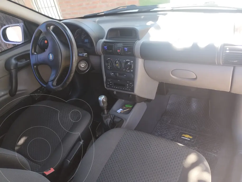 Chevrolet Classic 4P Lt Spirit (1389 Cc) 2013 - foto 3