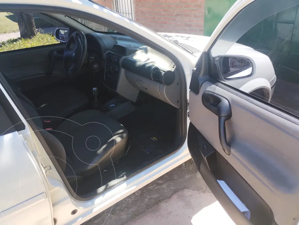 Chevrolet Classic 4P Lt Spirit (1389 Cc) 2013 - foto 4