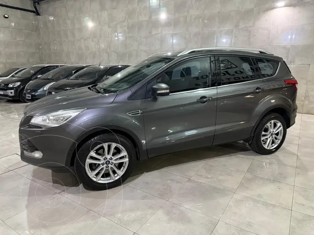 Ford Kuga Titanium 1.6T Aut 4X4 (1596 Cc) 2014 - foto 4