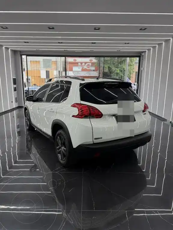 Peugeot 2008 Allure Aut  2020 - foto 2