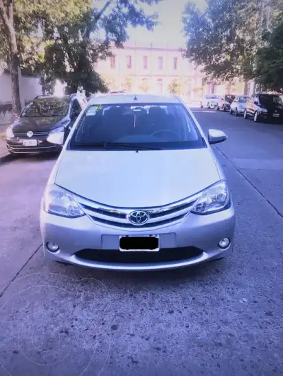 Toyota Etios Sedán Xls  2015 - foto 2