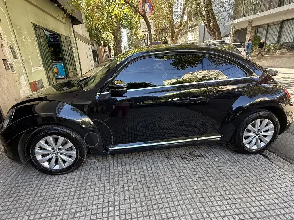 Volkswagen New Beetle 1.8 Turbo Sport (1781 Cc) 2015 - foto 3