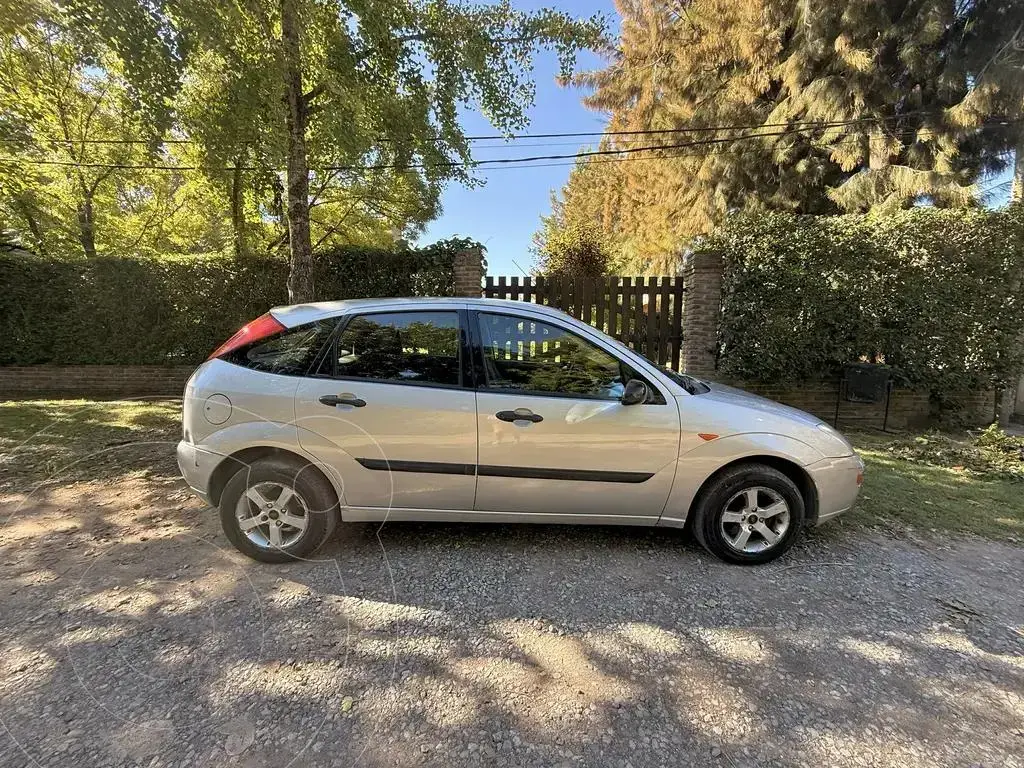 Ford Focus 5P 1.8L Ambiente (1796 Cc) 2003 - foto 3