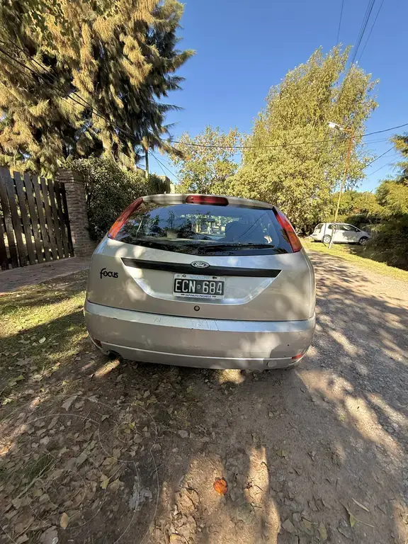Ford Focus 5P 1.8L Ambiente (1796 Cc) 2003 - foto 4