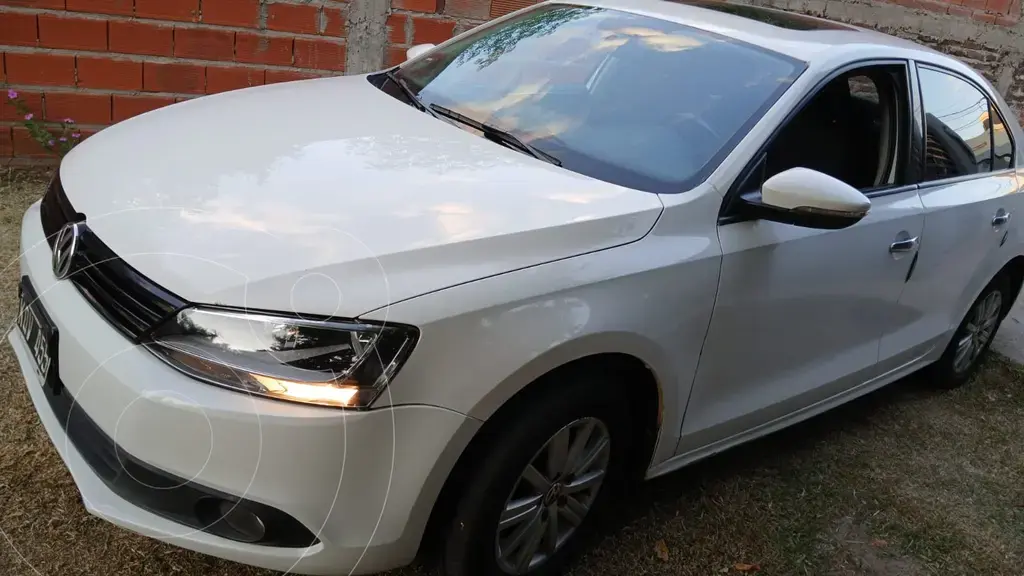 Volkswagen Vento 2.0 Tdi Comfort (1968 Cc) 2011 - foto 2