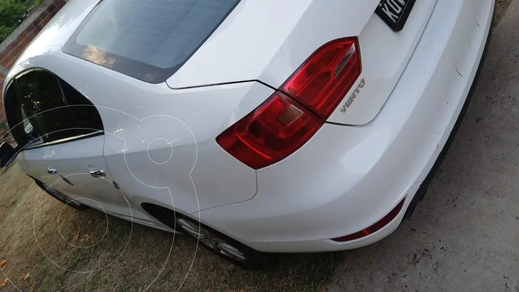Volkswagen Vento 2.0 Tdi Comfort (1968 Cc) 2011 - foto 3
