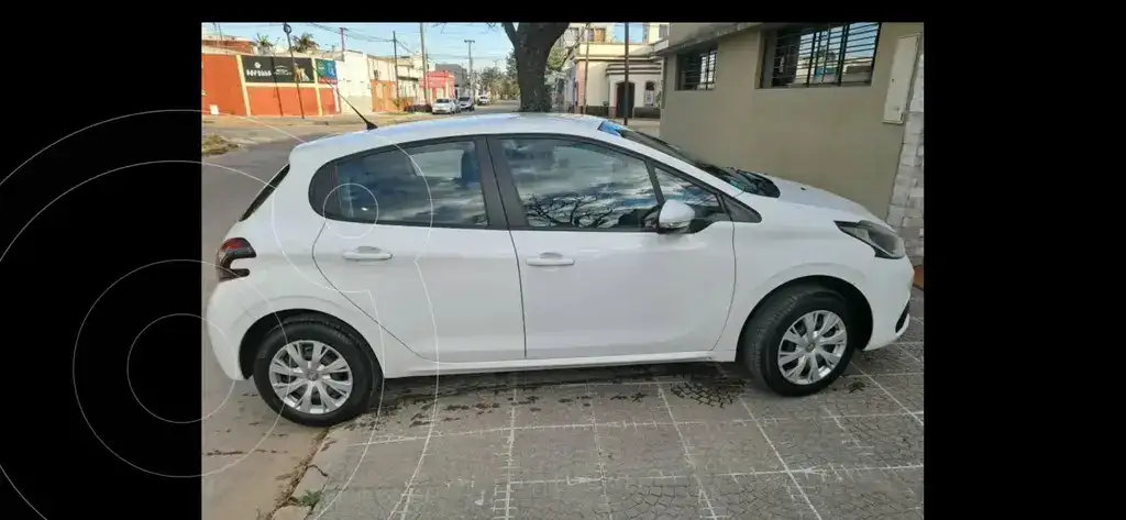 Peugeot 208 Active 1.6  2017 - foto 4