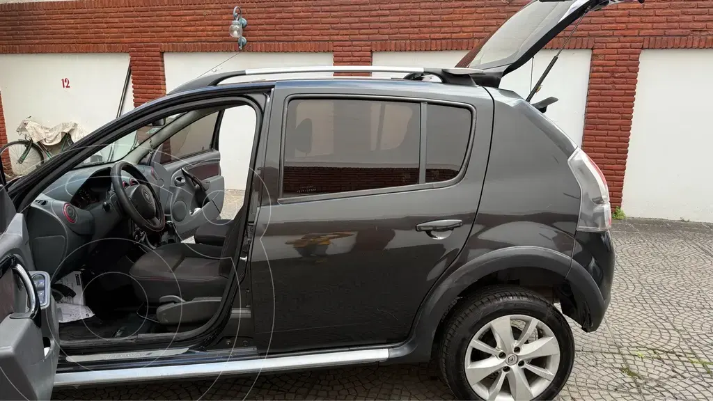 Renault Sandero Stepway 1.6 Privilege Nav (1598 Cc) 2013 - foto 3