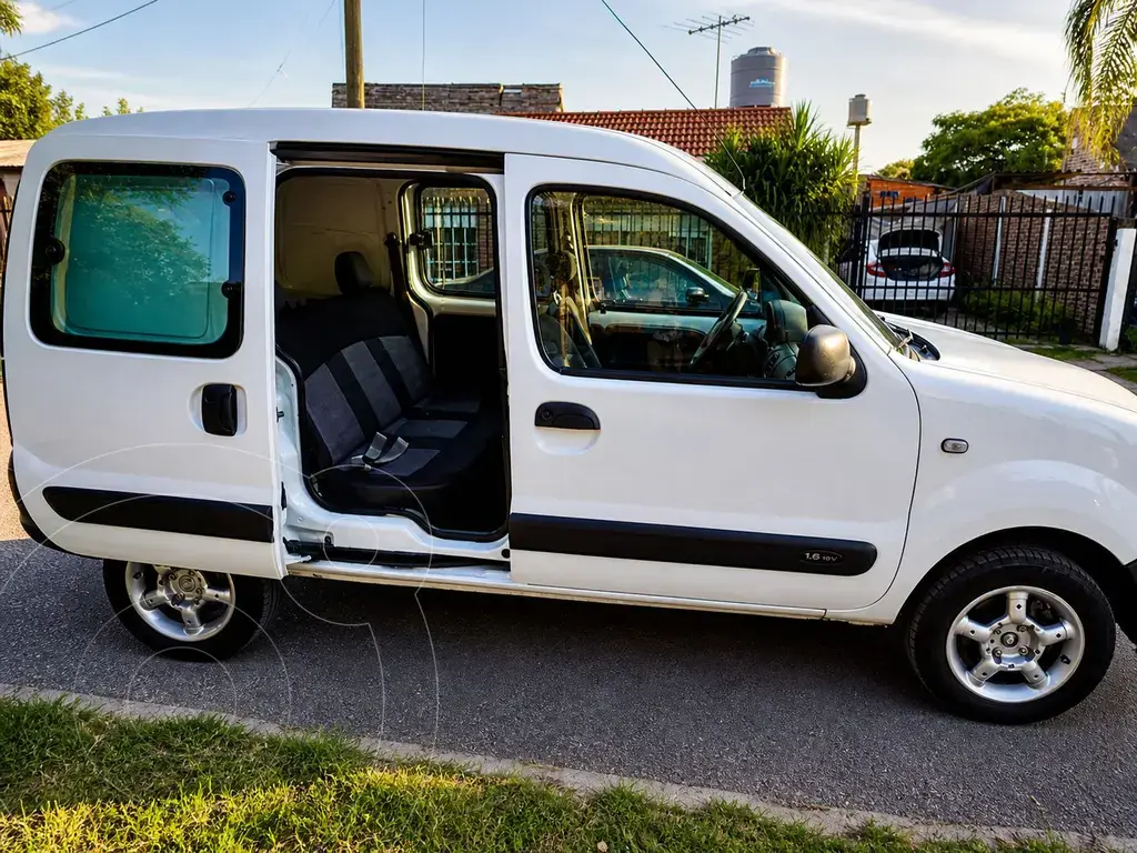 Renault Kangoo Express 2 1.6 Confort 5 Pas (1598 Cc) 2010 - foto 4