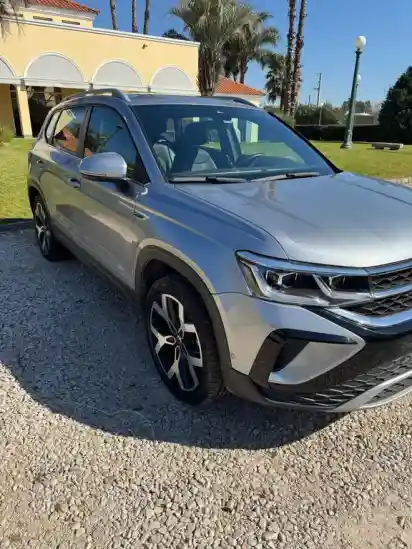 Volkswagen Taos Highline Aut 2024 - foto 1
