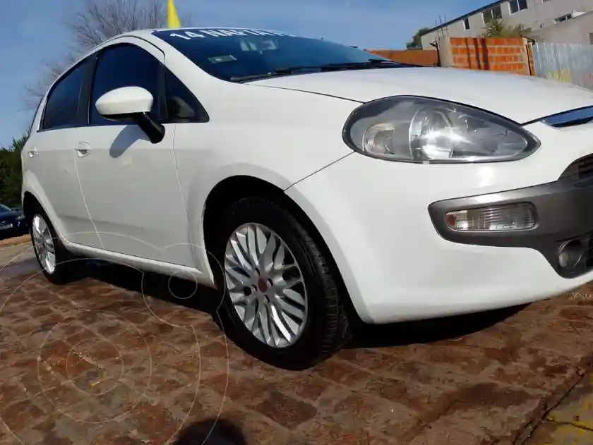 Fiat Punto 5P 1.6 Essence  2014 - foto 4