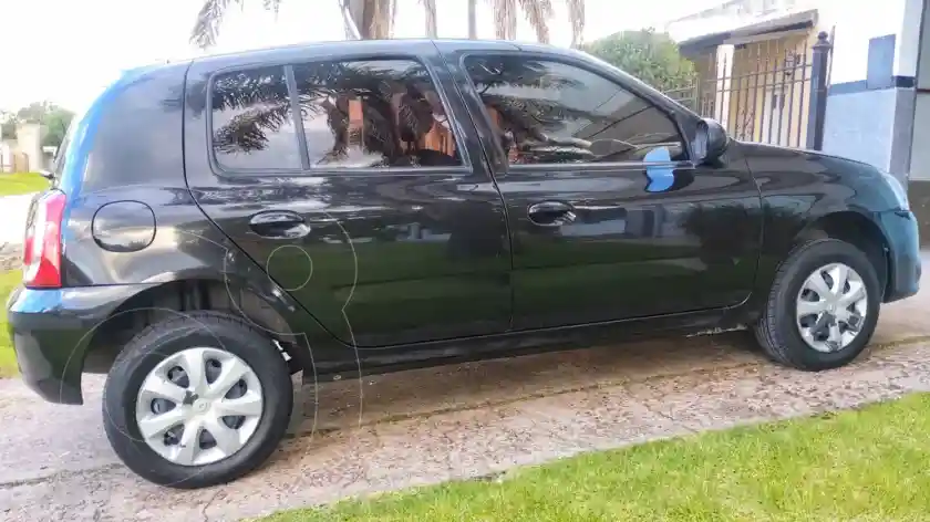 Renault Clio Mío 5P Confort Pack  2015 - foto 2